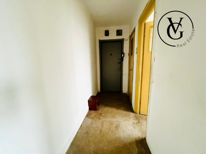 Titan Apartament 3 camere  Metrou Titan  Bloc Potcoava